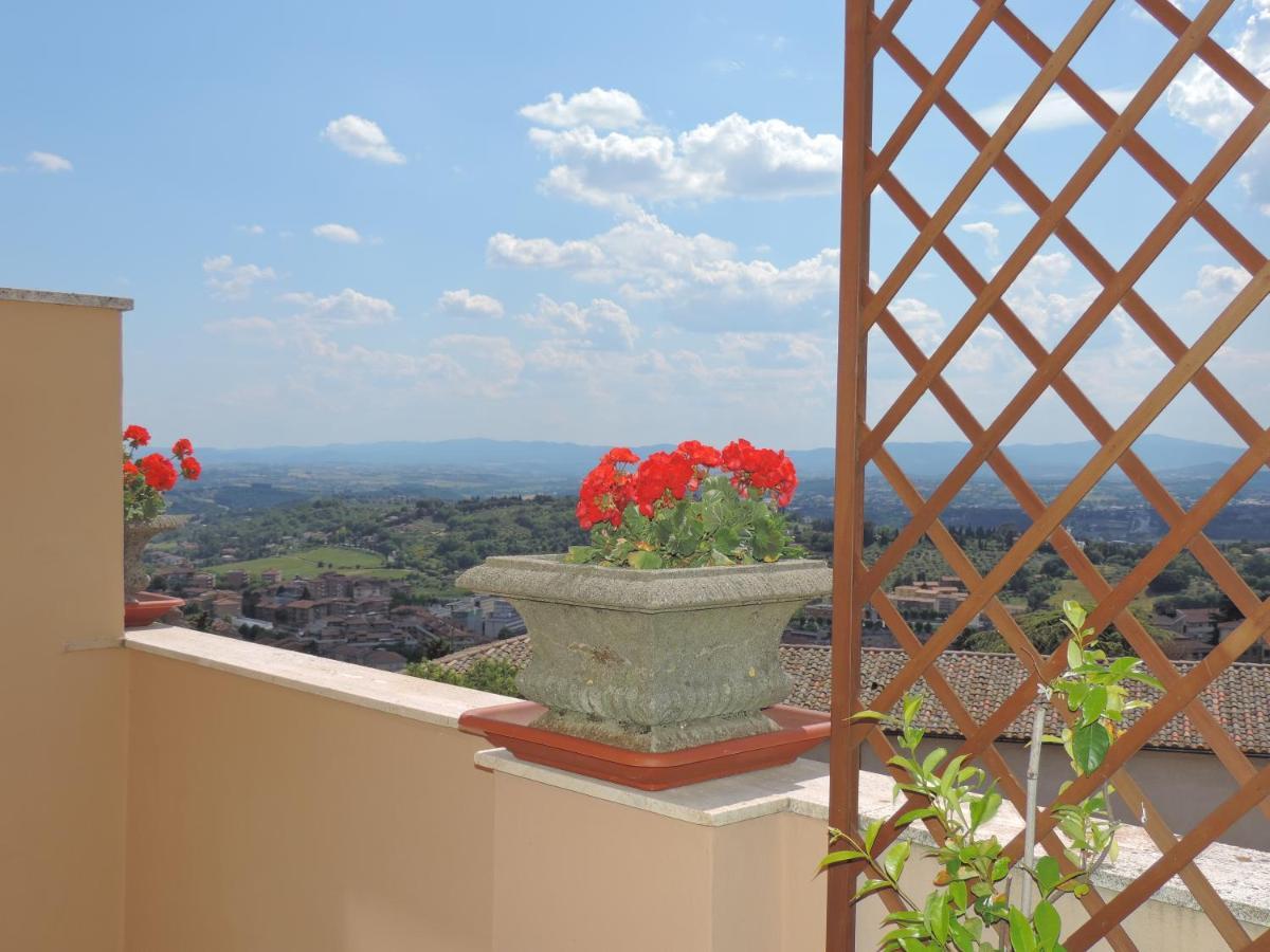 Hotel Signa Perugia Bagian luar foto